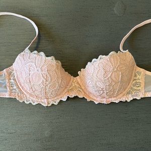 Victoria secrets pink push up bra